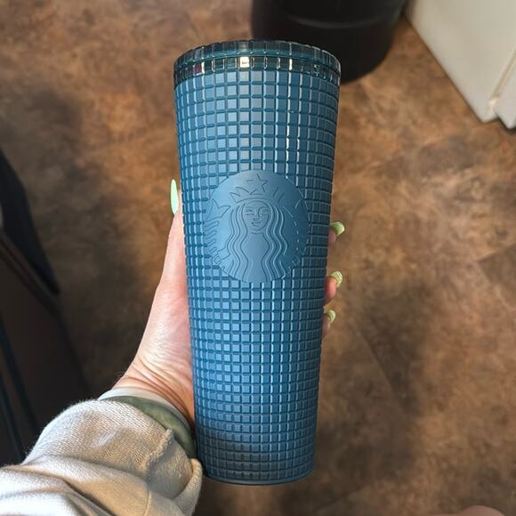 Starbucks 2022 Matte Navy Blue Grind 24 oz tumbler - Picture 1 of 7